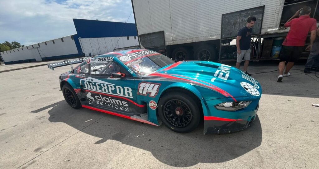El Ford Mustang de Gastón Ferrante en La Plata
