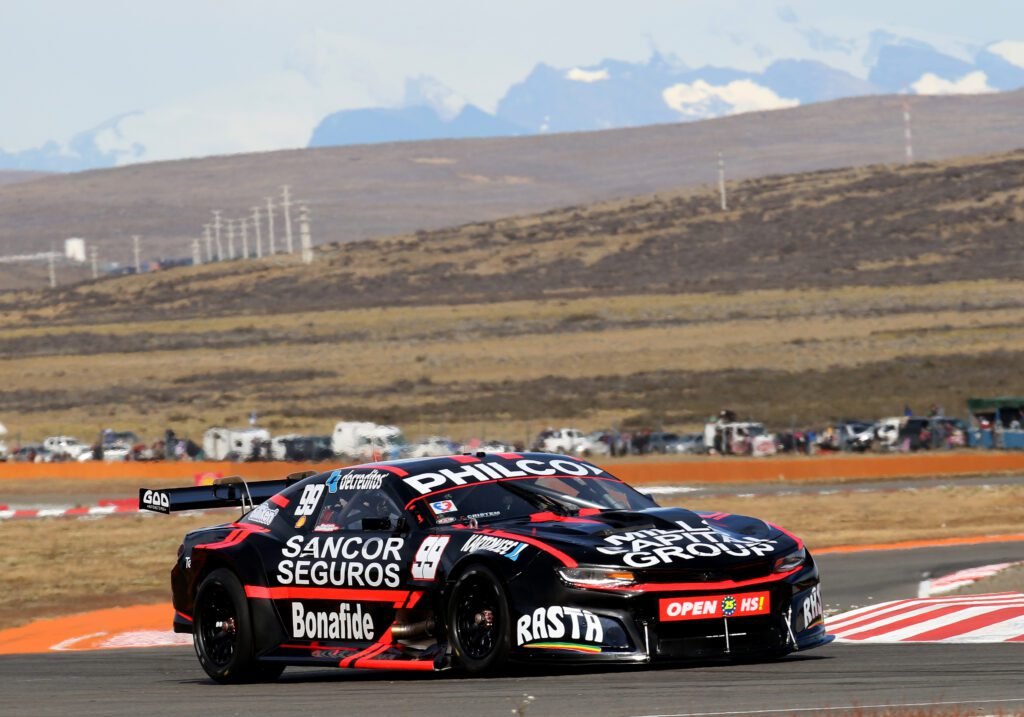 Damiani rumbo  la victoria en el TC Pista