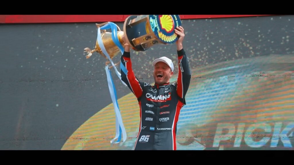 Canapino: se estrenó su documental 3 El documental de Agustin Canapino