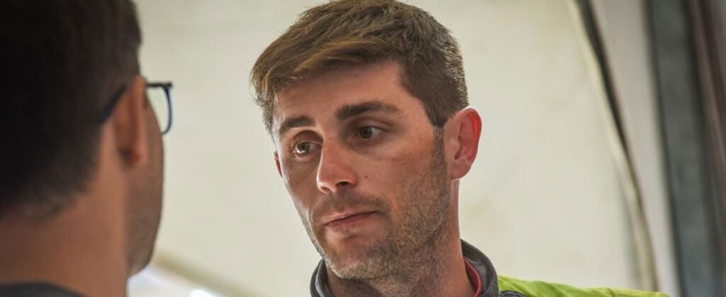 Tambucci pasa al Novoa en el Turismo Pista