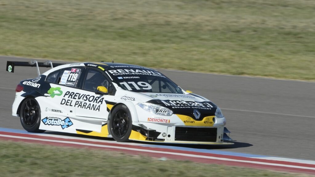 Gran trabajo de los Renault en la clasificación del TurCarr 2000