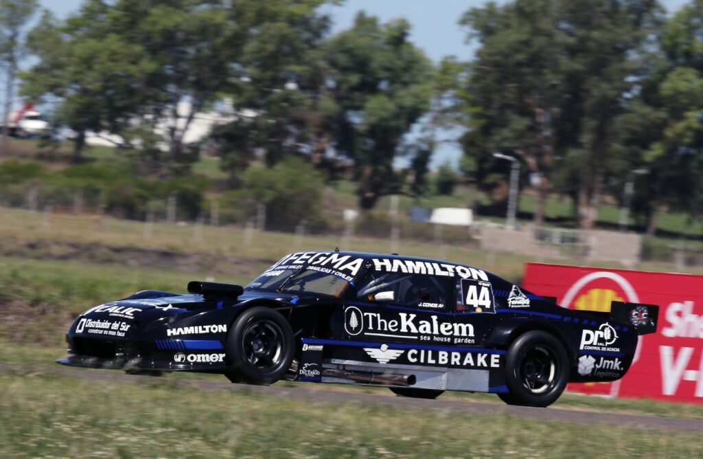 Iñaki Arrías impuso condiciones y se quedó con la pole 3 LP1L5564