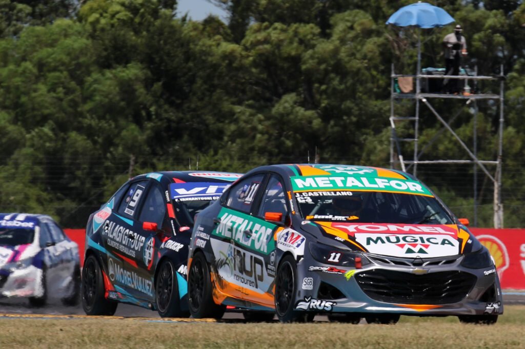 Jonatan Castellano con el VW Virtus de C3 de TN