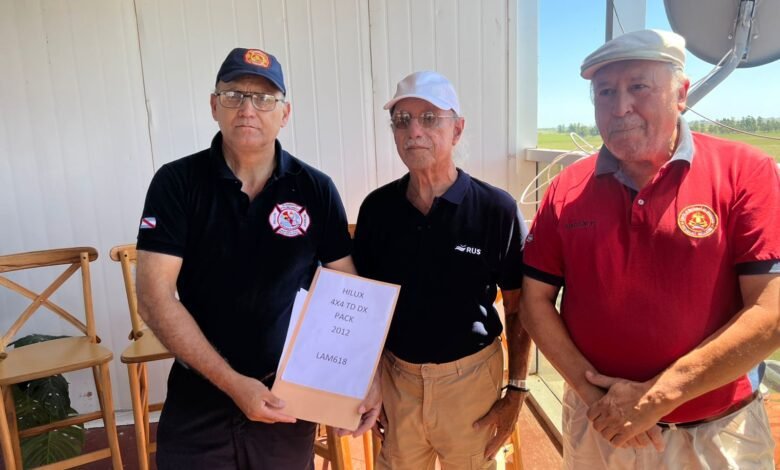 La entrega de los elementos para los bomberos de Concepción del Uruguay por parte de Río Uruguay Seguros