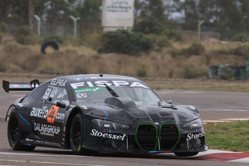 El BMW de julián Santero marcando el mejor tiempo 