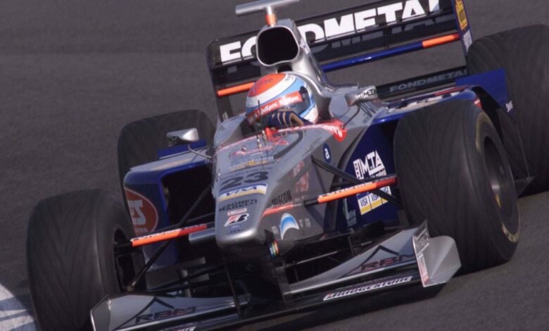 Esteban Tuero en su paso por Minardi