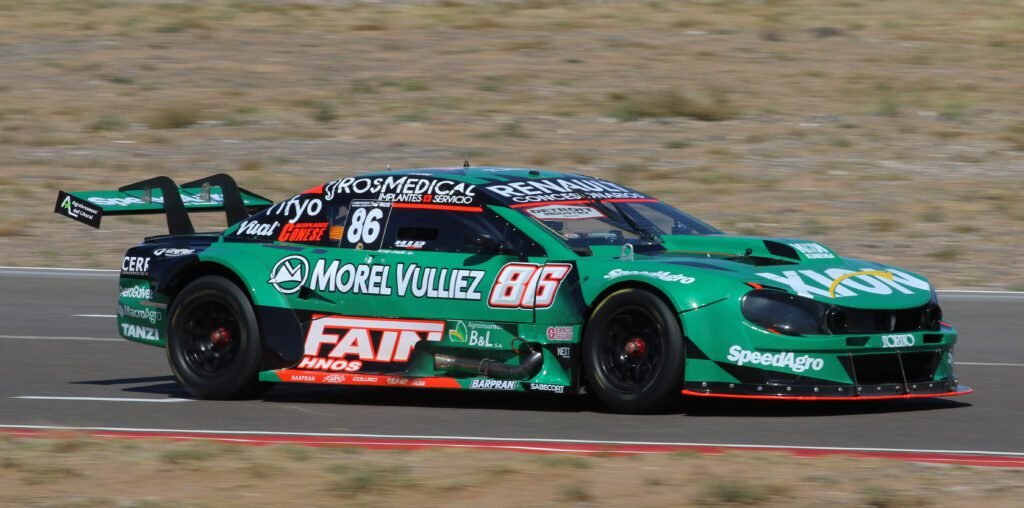 Canapino logró su primer triunfo de 2026 4 Fain peleó hasta donde pudo con un neumático pinchado