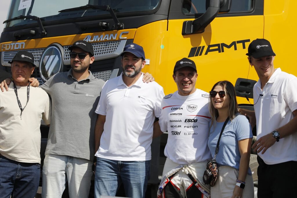 Sergio Posternak con Mariano Werner, piloto Foton de las TC Pick Up