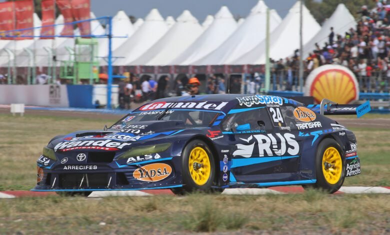 Jose Di Palma con el Camry del RUS MED en Viedma