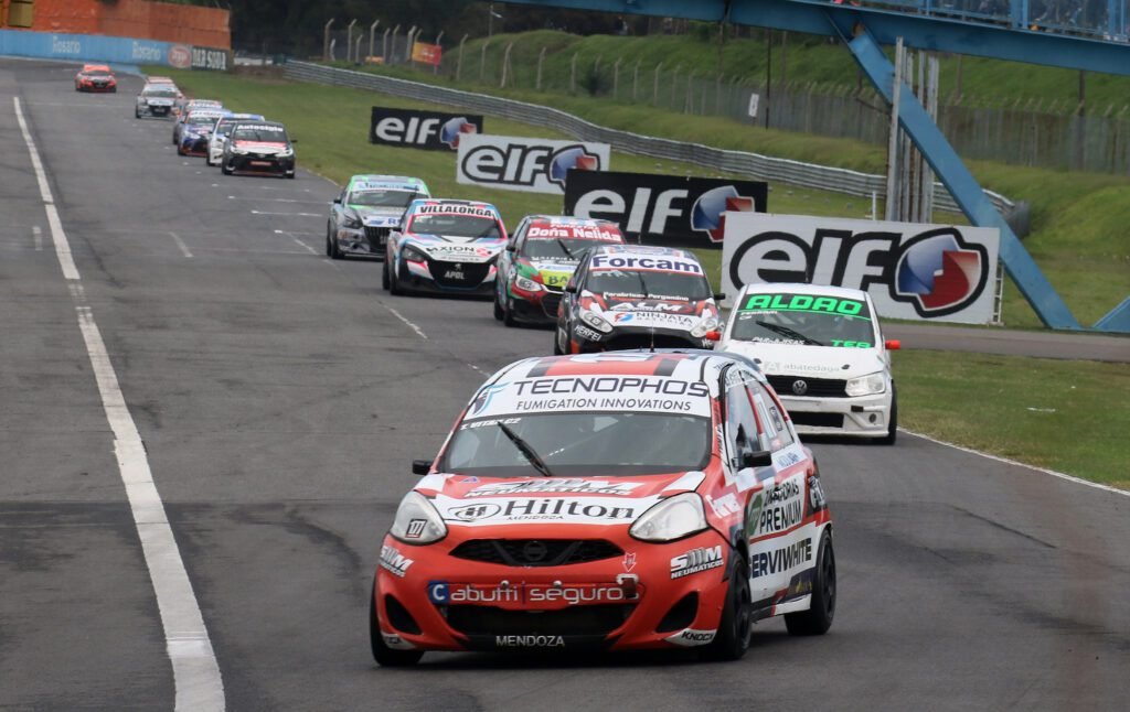 Vitar y Chapur punteros, pero muy ajustados 3 Tomás Vitar es el puntero de la Clase 2 del TN APAT