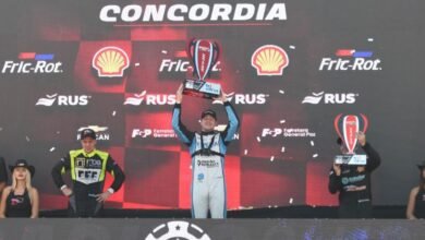 Canapino y un fin de semana perfecto en Concordia 5 Matías Canapino celebra en el podio de la Clase 3 del turismo Pista