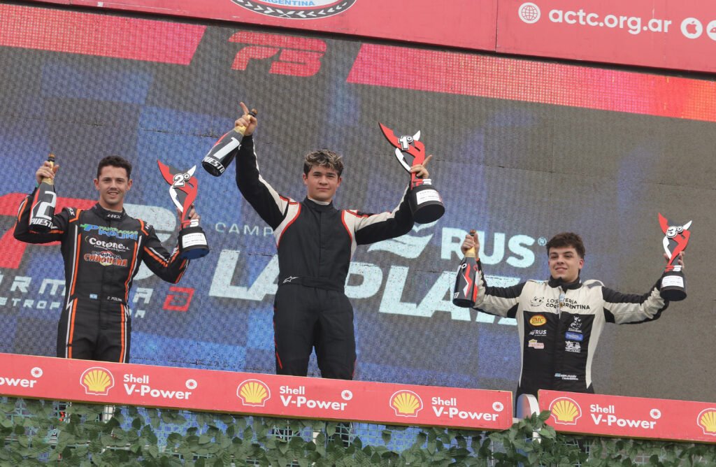 El podio de la F3 Metropolitana con Chiriotti como ganador
