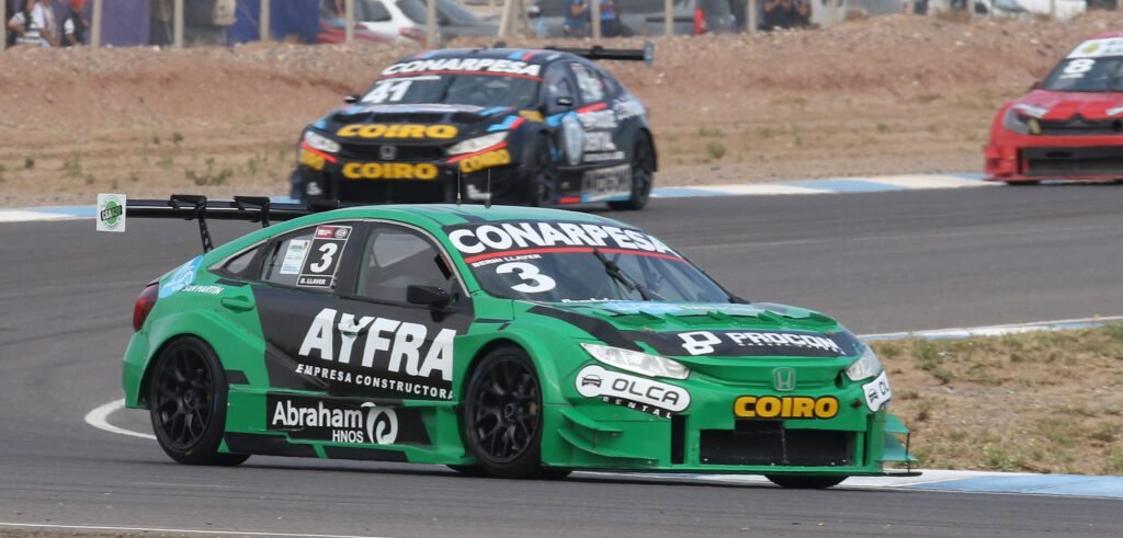 Concordia recibe al Turismo Carretera 2000 3 LP1L0504