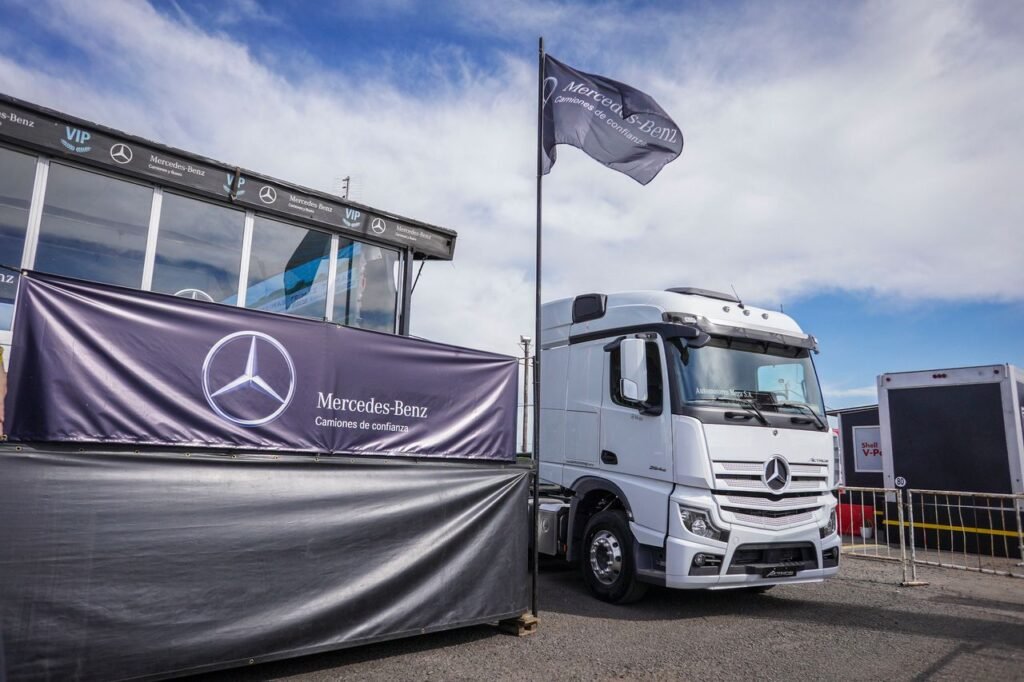 260505 Mercedes 8