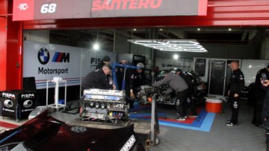 El cambio de motor en el BMW de Santero