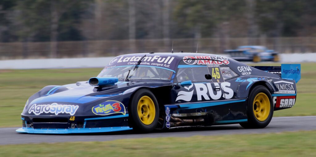 Beraldi se lleva la pole position en La Plata 2 Falivene fue segundo en la clasificación dominada por Beraldi para la quinta fecha del TC Mouras