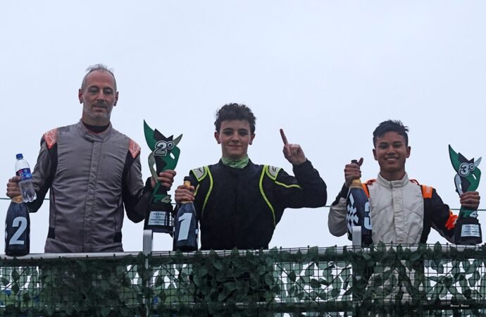 El podio de la Formula 4 NG con Karim Fara a la cabeza