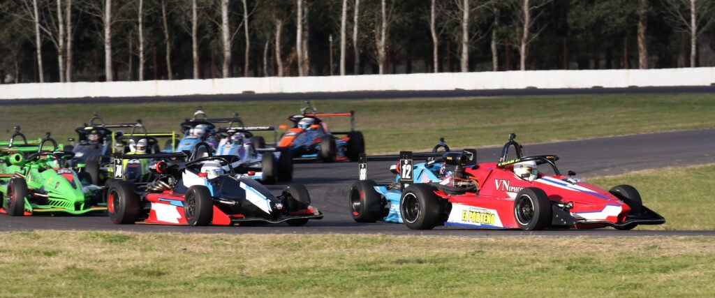 Villalba marcha primero en la final de la F4 NG