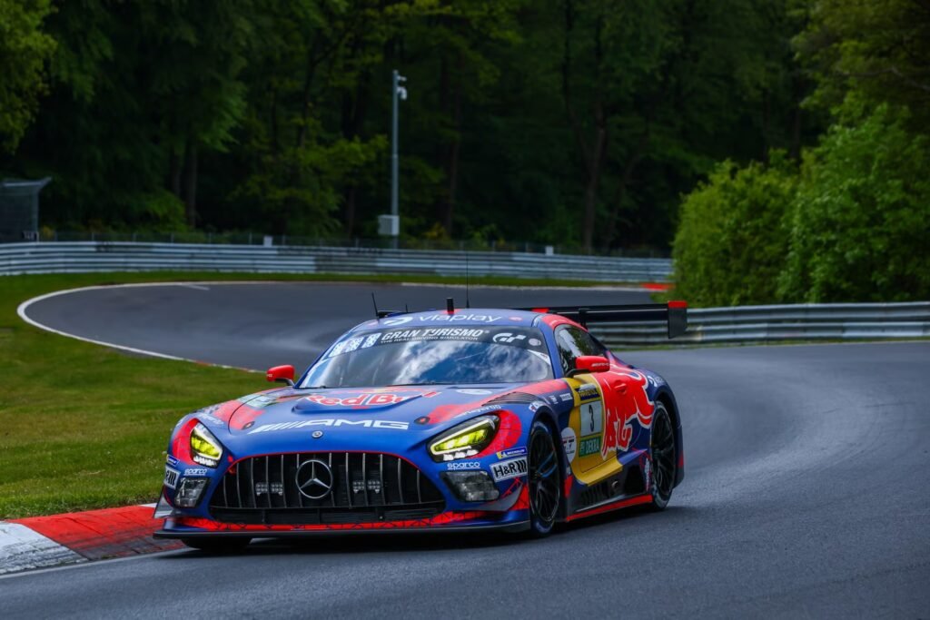 El fenómeno Verstappen: Récord de asistencia en Nürburgring 4 Verstappen en el Mercedes-Benz
