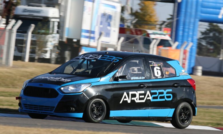 Spinella se afirmó en la clasificación para quedarse con la pole provisoria 1 Spinella con el 1 dn la Clase 2
