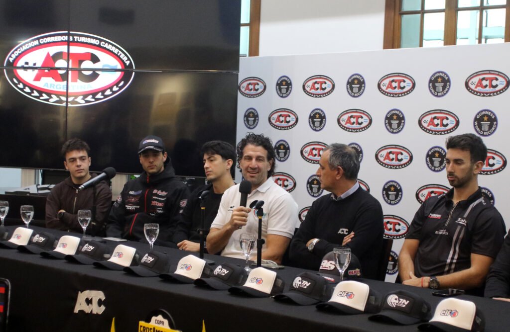 TN APAT: Se presentó el Gran Premio elf 4 El TN APAT presentó su quinta fecha que será en La Plata