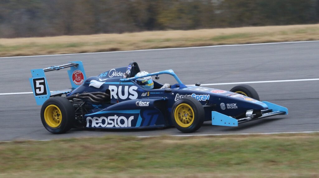 Monti ganó la Carrera Clasificatoria en Alta Gracia 2 Monti ganó la carrera clasificatoria de la F2 en Alta Gracia