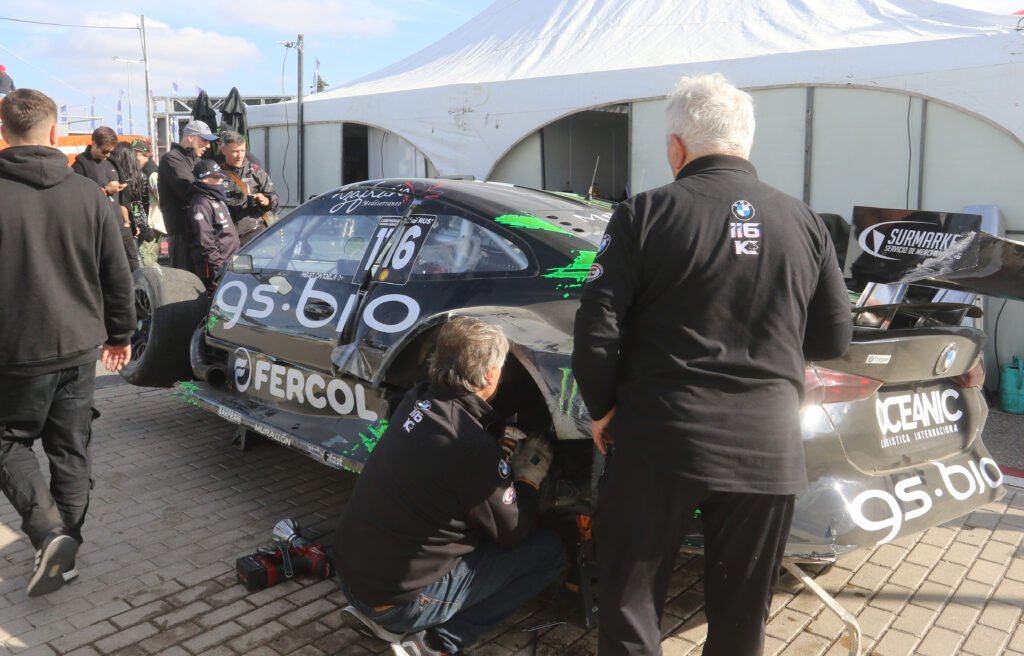 Candela no será parte de la final 2 El auto de Kevin Candela llega a los boxes