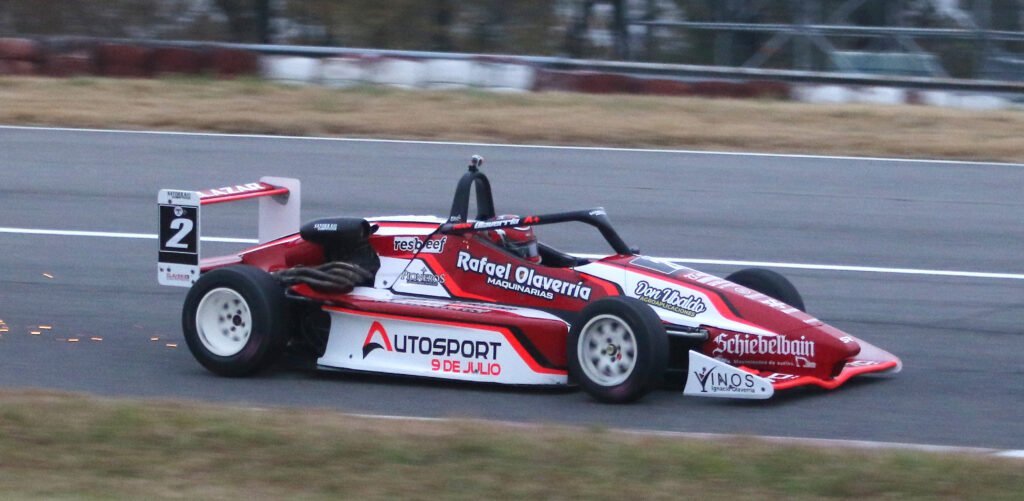 Fulini confirmó su dominio y se llevó la carrera del domingo 3 LP1L0080