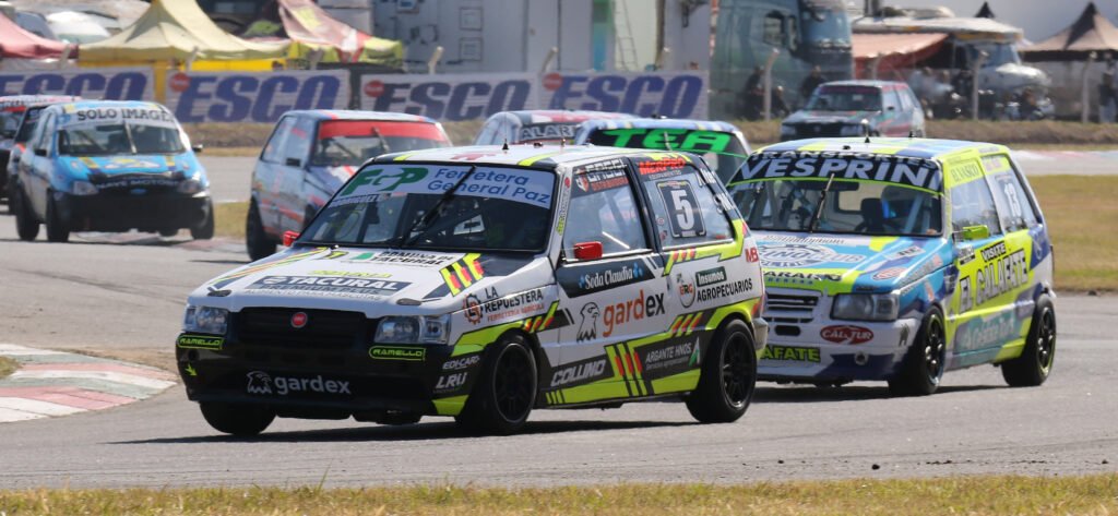 Clase 1: Rodriguez, Cortina y Bull los ganadores de las series 2 Las series de la Clase 1 del Turismo Pista se llevaron a cabo en San Jorge