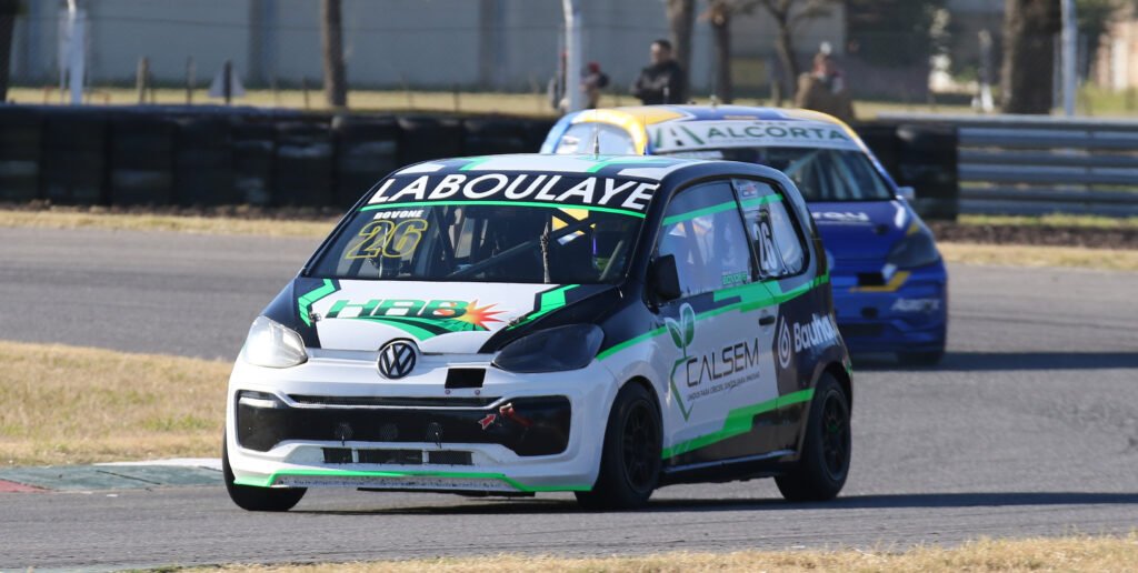 Clase 2: Yerobi, Cravero y Bovone ganaron las series en San Jorge 4 Las series de la Clase 2 del Turismo Pista en San Jorge