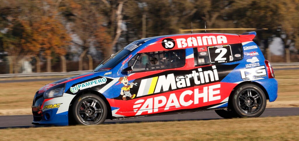 Apasionante definición y primera victoria para Francisco Martínez 3 Bastini, en la final que ganó Martínez.