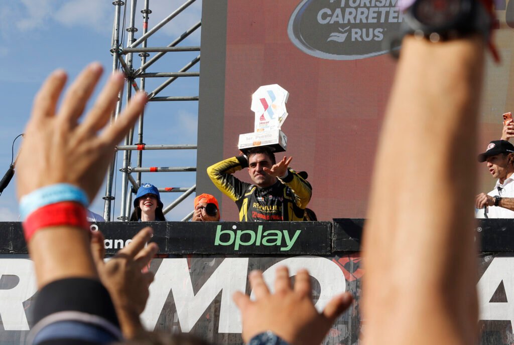 Chapur habló de todo con Tribuna 2