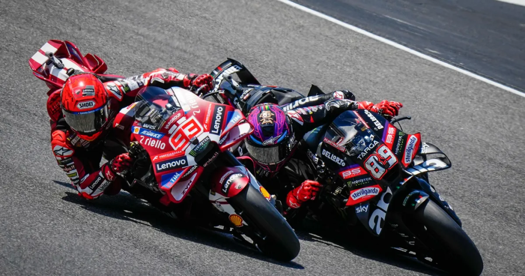 Marquez y Martín en plena batalla en el MotoGP