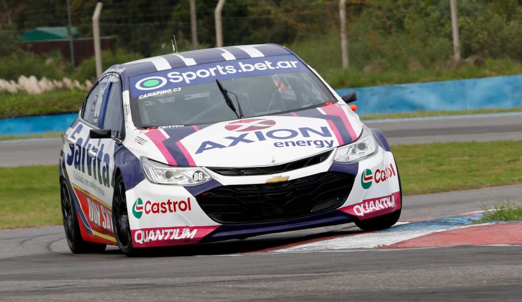 Agustín Canapino en el Cruze del Salvita Racing
