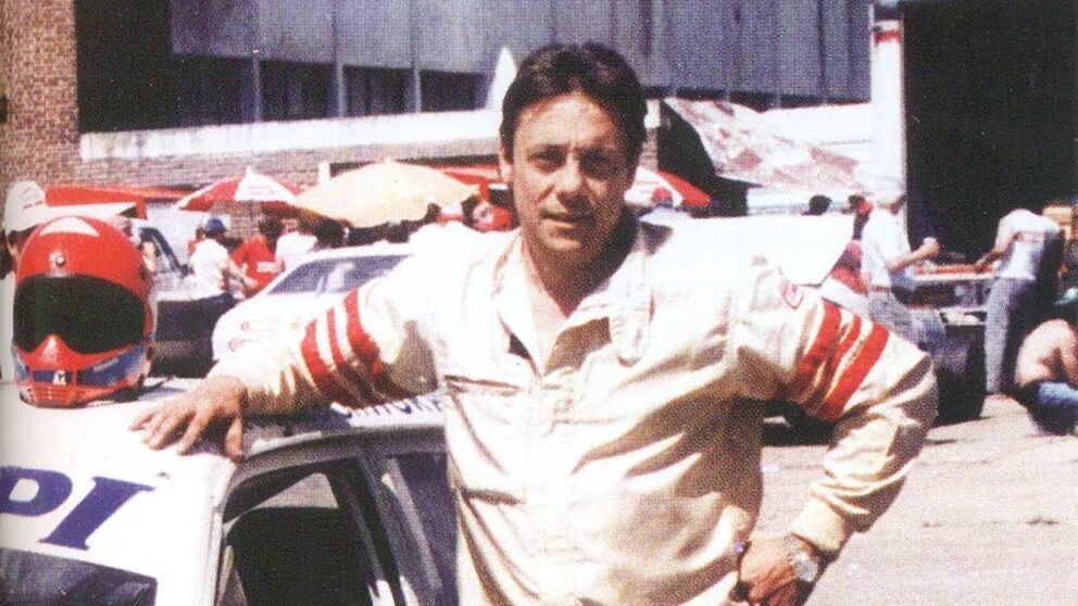 La revolución de un Trasatlántico 3 El Pupi Angeletti y el Fairlane