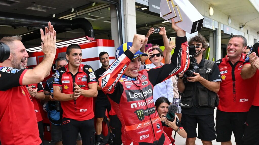 Marc Márquez lo hizo de nuevo y el MotoGP recuperó un contendiente al título 5 El festejo de Ducati en el GP deHungría del MotoGP