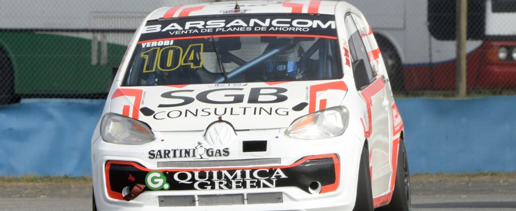 Clase 2: Spinella fue el autor de la pole position del viernes 2 Yerobi fueel más rápido en el entrenamiento general de la Clase 2 del Turismo Pista