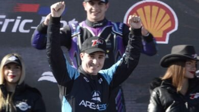 Clase 2: Victoria contundente de Valentino Spinella 3 El podio de la Clase 2 del Turismo Pista