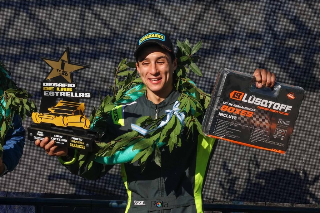 Mayores del Sudeste: la Carrera de las Estrellas fue un éxito 3 Pedro Waldbillig celebra el triunfo en el TC del 40 de las Mayores del Sudeste