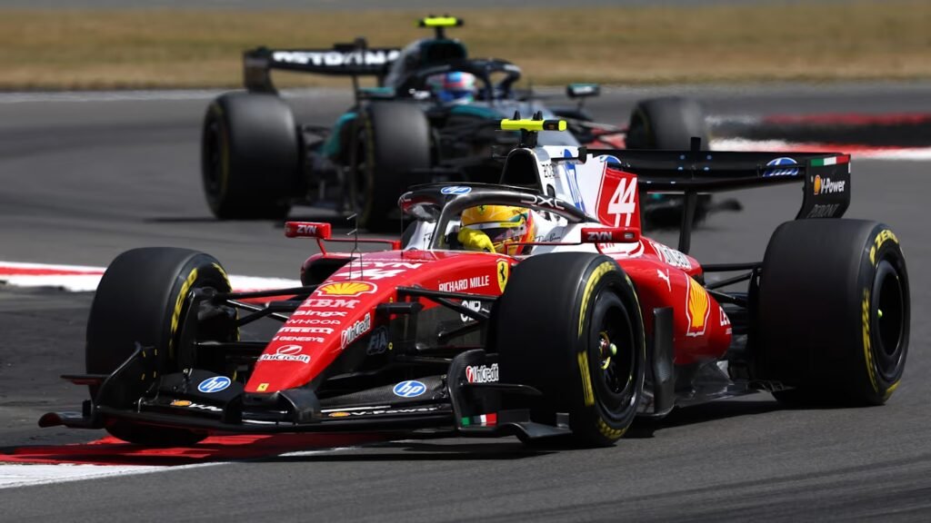 Charles Leclerc sobrevivió al caos y se llevó la primera victoria del año 4 Hamilton pudo ser segundo, pero quedó tercero tras la última parada en boxes