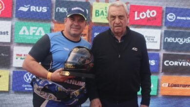 Norberto Fontana: 350 en el TC y una historia que contar 7 Norberto Fontana es reconocido por Hugo Mazzacane por sus 350 carreras