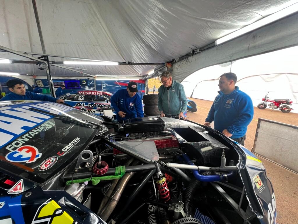 Norberto Fontana: 350 en el TC y una historia que contar 3 El Camaro de norberto Fontana, quien cumplió 350 carreras este fin de semana en el TC