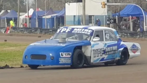 Fabián Natale: “No nos volvemos locos por el 1” 2 Fabián Natale, piloto del GTM, habló con Tribuna 2