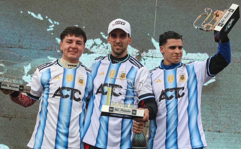 Damiani se escapa en la punta y todos buscan su lugar en la Copa de Plata del TC Pista 5 Gallo en lo más alto del podio del TC Pista