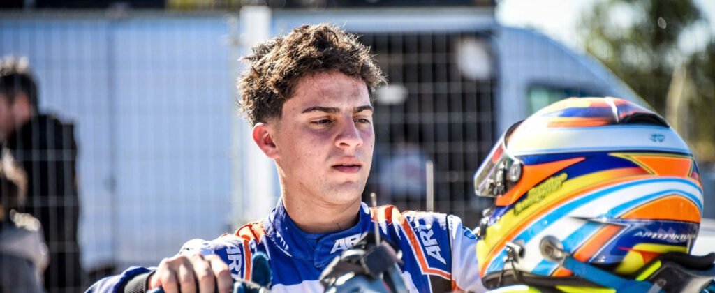 Santino Estanguet debuta en la Clase 1 del Turismo Pista