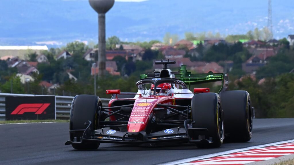 GP de Hungría: Ferrari dominó el viernes 2 Charles Leclerc fue primero en la P1 del GP de Hungría
