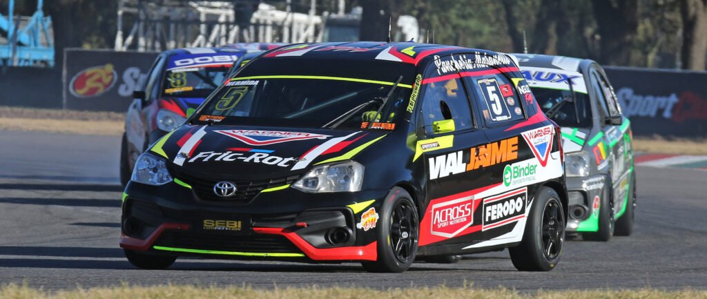 La clase 3 del Turismo Pista viaja a Río Cuarto 3 LP1L9389