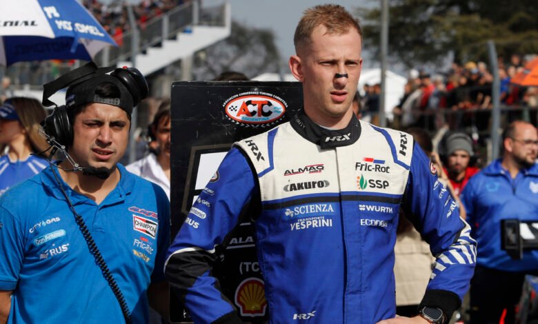 Catalan Magni se desvinculó del Azar Motorsport 1 Juan Catalán Magni deja el Azar Motorsport