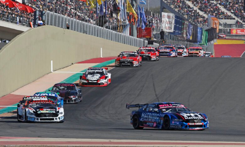 Copa de Plata del TC Pista: Damiani sigue siendo firme candidato 1 La largada del TC Pista en San Juan