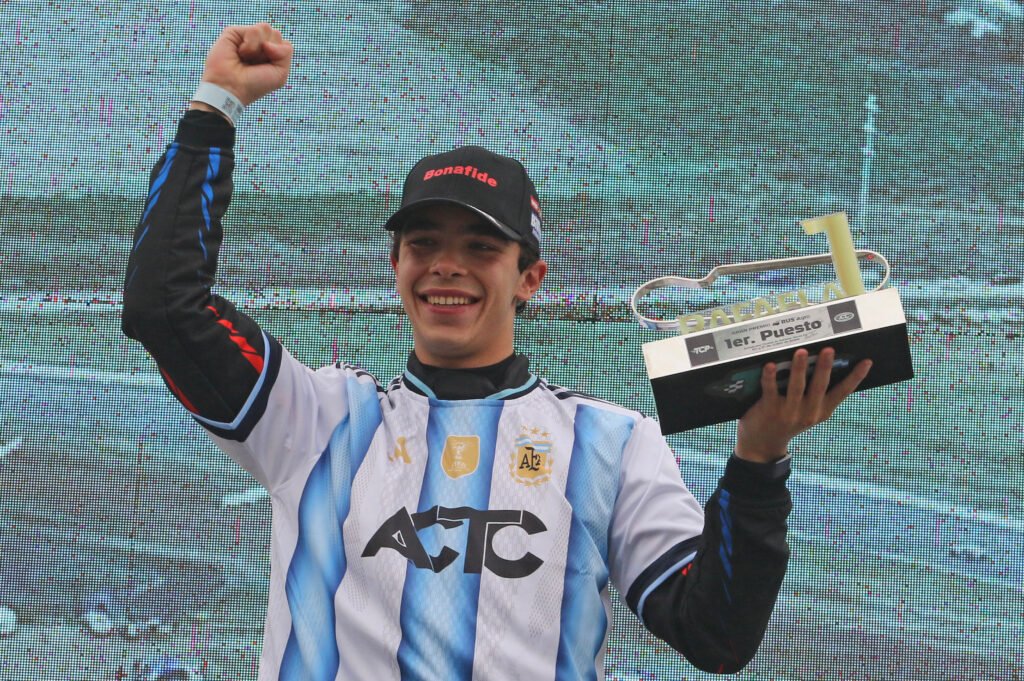 Copa de Plata del TC Pista: Damiani sigue siendo firme candidato 3 Bautista Damiani es uno de los que ya clasificaron a la Copa de Plata del TC Pista